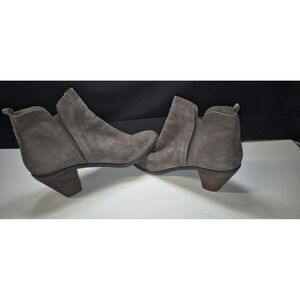 Lucky Brand women's brown faux suede heeled pull-on boots sz 9